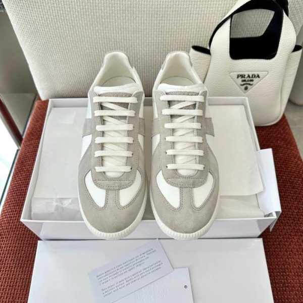 repliche,replica,perfette,siti di,affidabili,migliori siti,dove comprare,1:1,scarpe da ginnastica Sneakers Maison Margiela Classic Replica German Training – Bianche, realizzate in pelle di vitello e tessuto scamosciato (NU8LNV)