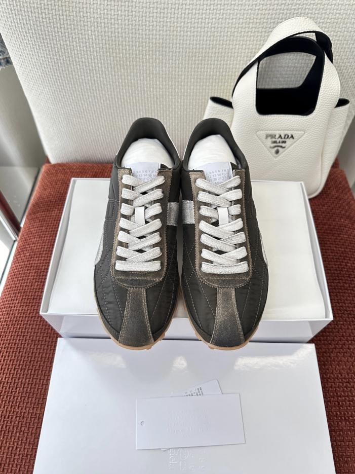repliche,replica,perfette,siti di,affidabili,migliori siti,dove comprare,1:1,scarpe da ginnastica Le nuove scarpe da corsa casual Sprinters di Maison Margiela in pelle bovina verde oliva (3LCJD3) repliche,replica,perfette,siti di,affidabili,migliori siti,dove comprare,1:1,scarpe da ginnastica Le nuove scarpe da corsa casual Sprinters di Maison Margiela in pelle bovina verde oliva (3LCJD3)