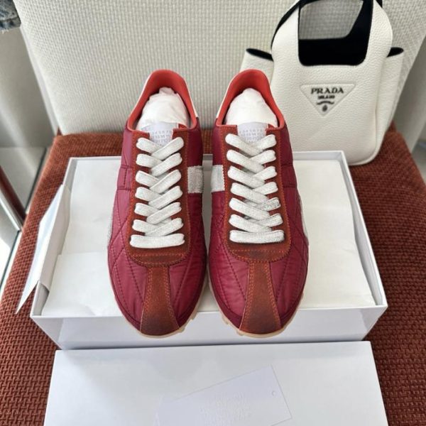 repliche,replica,perfette,siti di,affidabili,migliori siti,dove comprare,1:1,scarpe da ginnastica Le nuove scarpe sportive casual da città Sprinters di Maison Margiela in pelle color bordeaux (F1 SCC4)