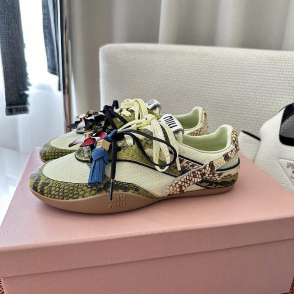 Scarpe da ginnastica tedesche MIUMIU Primavera/Estate, modello retrò color-block, gialle (HO8KTZ)