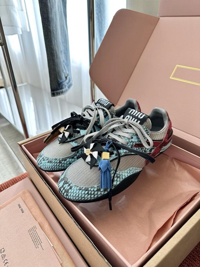 repliche,replica,perfette,siti di,affidabili,migliori siti,dove comprare,1:1,scarpe da ginnastica Scarpe da allenamento tedesche MIUMIU Primavera/Estate, modello retrò color-block, blu (SS2HF9) repliche,replica,perfette,siti di,affidabili,migliori siti,dove comprare,1:1,scarpe da ginnastica Scarpe da allenamento tedesche MIUMIU Primavera/Estate, modello retrò color-block, blu (SS2HF9)