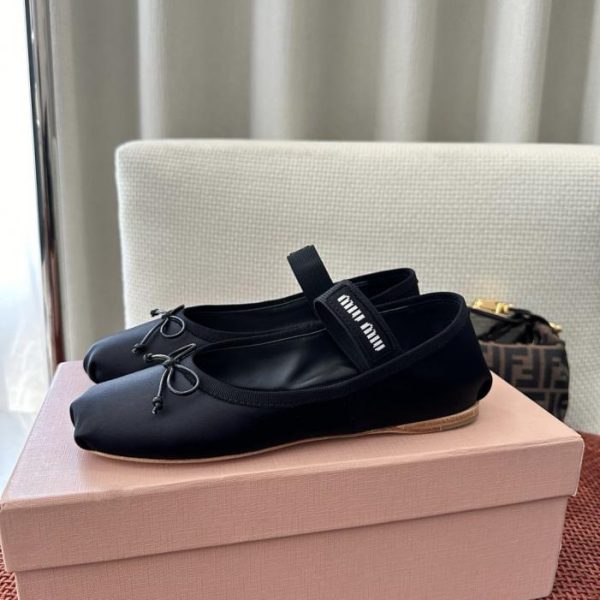 Ballerine in raso MIUMIU Primavera/Estate, nere (ABJMV2)