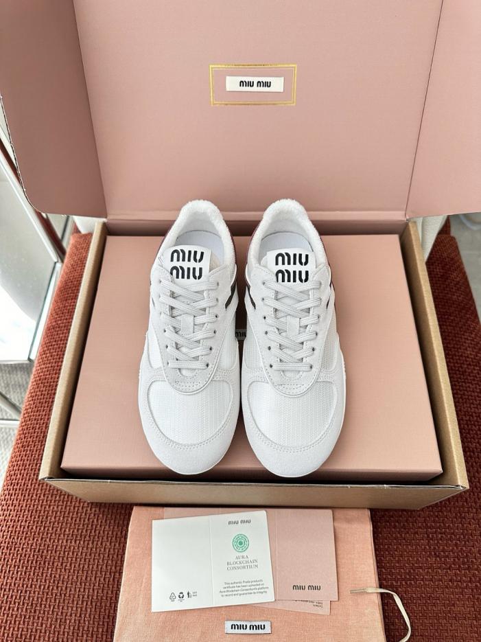 repliche,replica,perfette,siti di,affidabili,migliori siti,dove comprare,1:1,scarpe da ginnastica Scarpe da allenamento tedesche MIUMIU stile retrò con blocchi di colore, bianche (5GFXQN) repliche,replica,perfette,siti di,affidabili,migliori siti,dove comprare,1:1,scarpe da ginnastica Scarpe da allenamento tedesche MIUMIU stile retrò con blocchi di colore, bianche (5GFXQN)