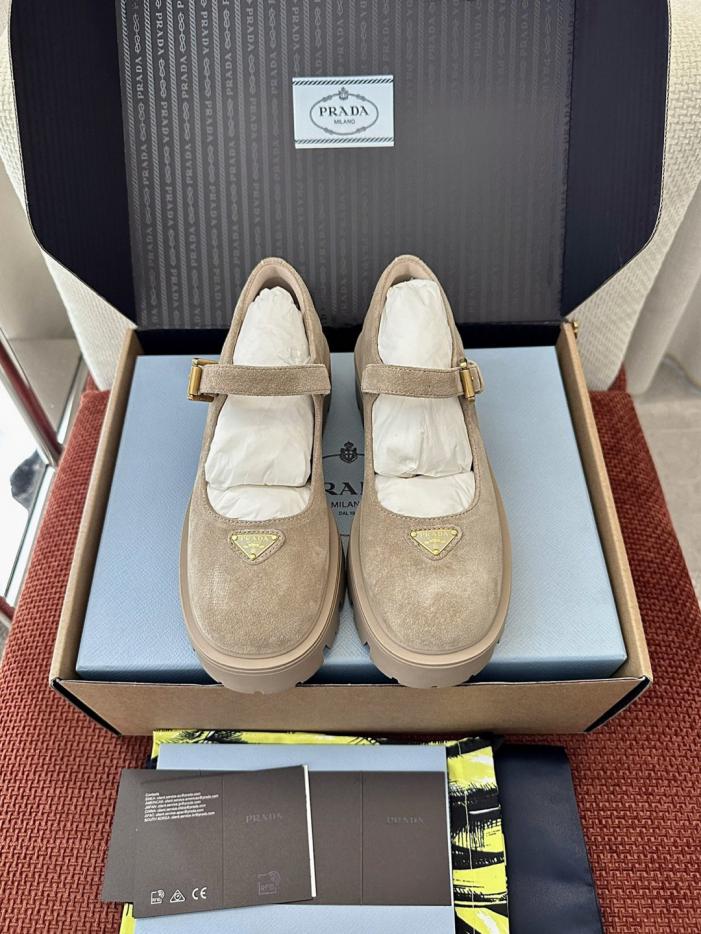 repliche,replica,perfette,siti di,affidabili,migliori siti,dove comprare,1:1,scarpe da ginnastica Scarpe Mary Jane Prada Monolith in pelle, color albicocca (GYXB74) repliche,replica,perfette,siti di,affidabili,migliori siti,dove comprare,1:1,scarpe da ginnastica Scarpe Mary Jane Prada Monolith in pelle, color albicocca (GYXB74)