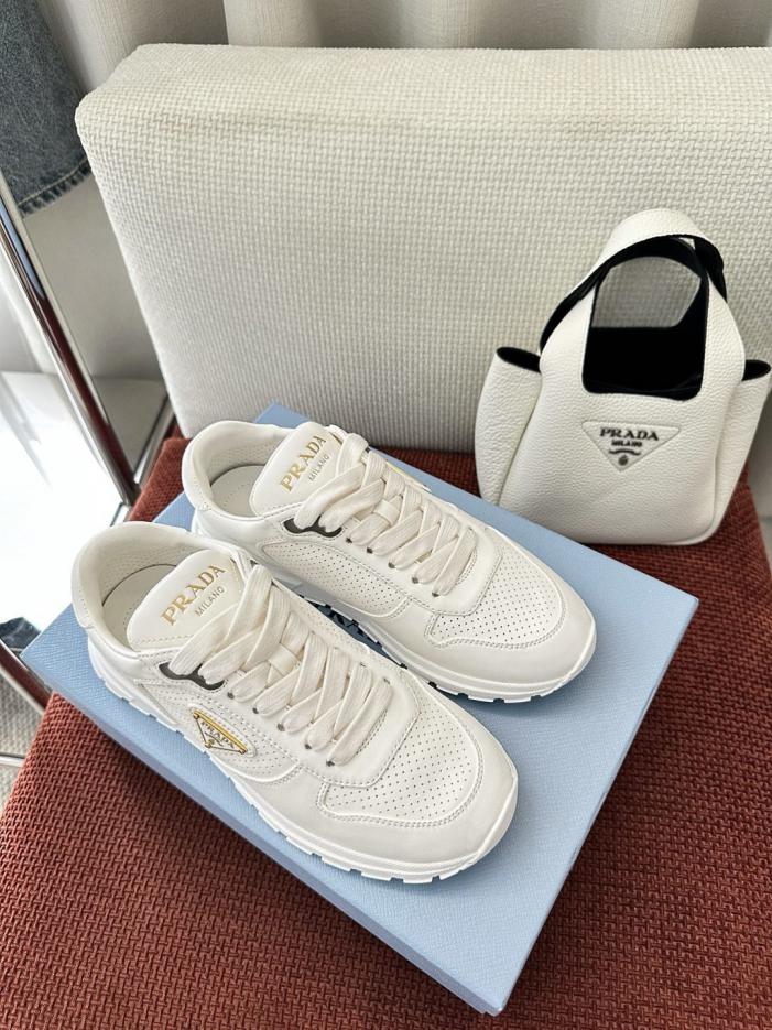 repliche,replica,perfette,siti di,affidabili,migliori siti,dove comprare,1:1,scarpe da ginnastica Prada Scarpe Da Ginnastica Prax 2.0 In Pelle, Bianche (UC72YB) repliche,replica,perfette,siti di,affidabili,migliori siti,dove comprare,1:1,scarpe da ginnastica Prada Scarpe Da Ginnastica Prax 2.0 In Pelle, Bianche (UC72YB)