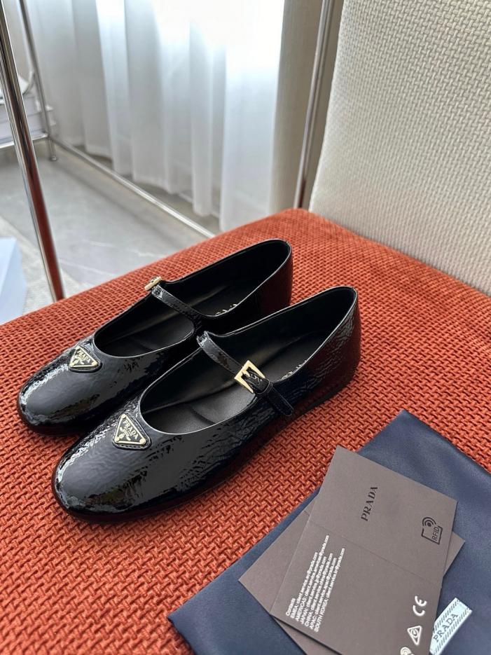 repliche,replica,perfette,siti di,affidabili,migliori siti,dove comprare,1:1,scarpe da ginnastica Ballerine Prada Primavera/Estate in pelle verniciata nera (91CKF1) repliche,replica,perfette,siti di,affidabili,migliori siti,dove comprare,1:1,scarpe da ginnastica Ballerine Prada Primavera/Estate in pelle verniciata nera (91CKF1)