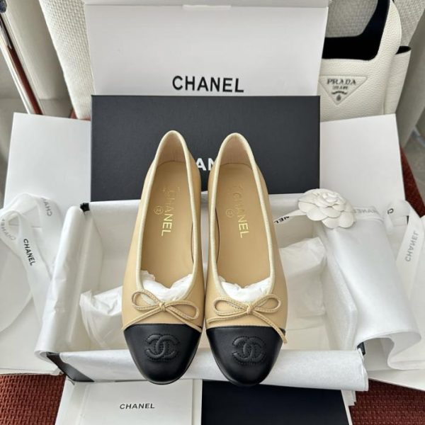 repliche,replica,perfette,siti di,affidabili,migliori siti,dove comprare,1:1,scarpe da ginnastica Ballerine vintage Chanel con fiocco, color albicocca (AYZHCT)