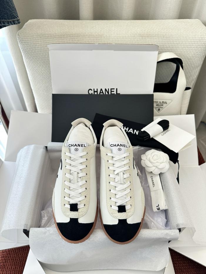 repliche,replica,perfette,siti di,affidabili,migliori siti,dove comprare,1:1,scarpe da ginnastica Scarpe da allenamento Chanel New Panda German, bianche, in vera pelle di vacchetta (2OCH13) repliche,replica,perfette,siti di,affidabili,migliori siti,dove comprare,1:1,scarpe da ginnastica Scarpe da allenamento Chanel New Panda German, bianche, in vera pelle di vacchetta (2OCH13)