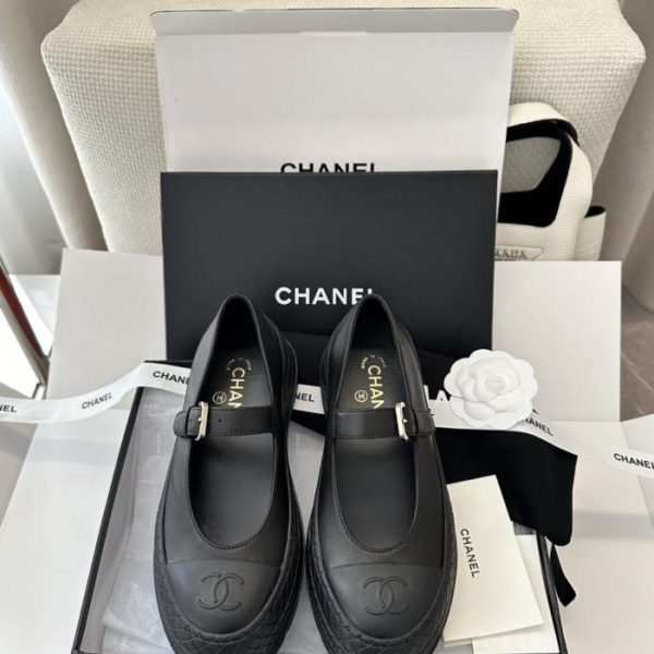 repliche,replica,perfette,siti di,affidabili,migliori siti,dove comprare,1:1,scarpe da ginnastica Chanel Mary Jane con plateau in pelle – Nero – Vera pelle di vitello (2KNHSN)