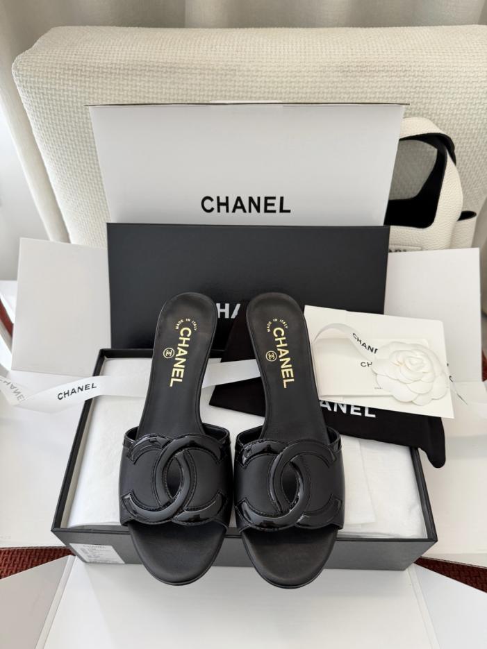 repliche,replica,perfette,siti di,affidabili,migliori siti,dove comprare,1:1,scarpe da ginnastica Sandali Chanel con tacco a spillo e doppia C traforata, in pelle di agnello originale nera (SZ7WBZ) repliche,replica,perfette,siti di,affidabili,migliori siti,dove comprare,1:1,scarpe da ginnastica Sandali Chanel con tacco a spillo e doppia C traforata, in pelle di agnello originale nera (SZ7WBZ)
