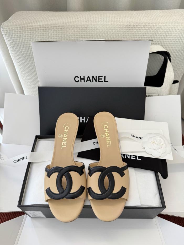 repliche,replica,perfette,siti di,affidabili,migliori siti,dove comprare,1:1,scarpe da ginnastica Sandali Chanel con tacco a spillo e doppia C traforata, in pelle di agnello originale beige (G14KDX) repliche,replica,perfette,siti di,affidabili,migliori siti,dove comprare,1:1,scarpe da ginnastica Sandali Chanel con tacco a spillo e doppia C traforata, in pelle di agnello originale beige (G14KDX)