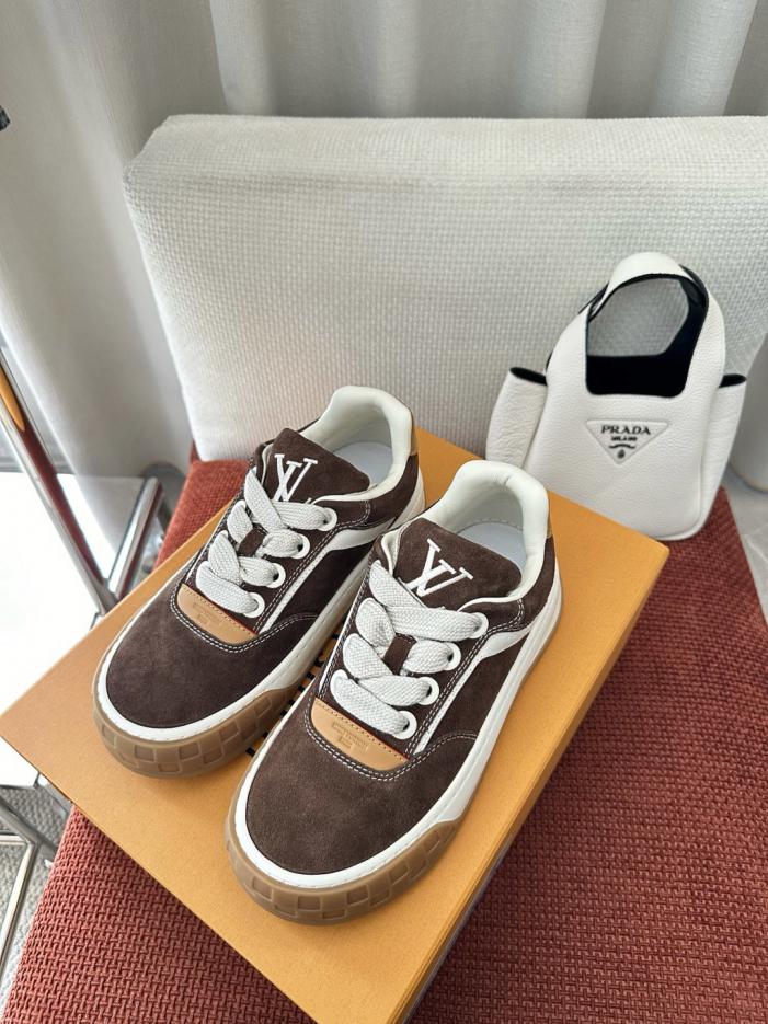 repliche,replica,perfette,siti di,affidabili,migliori siti,dove comprare,1:1,scarpe da ginnastica Sneakers LV TILTED in pelle, marroni (M8YWMX) repliche,replica,perfette,siti di,affidabili,migliori siti,dove comprare,1:1,scarpe da ginnastica Sneakers LV TILTED in pelle, marroni (M8YWMX)