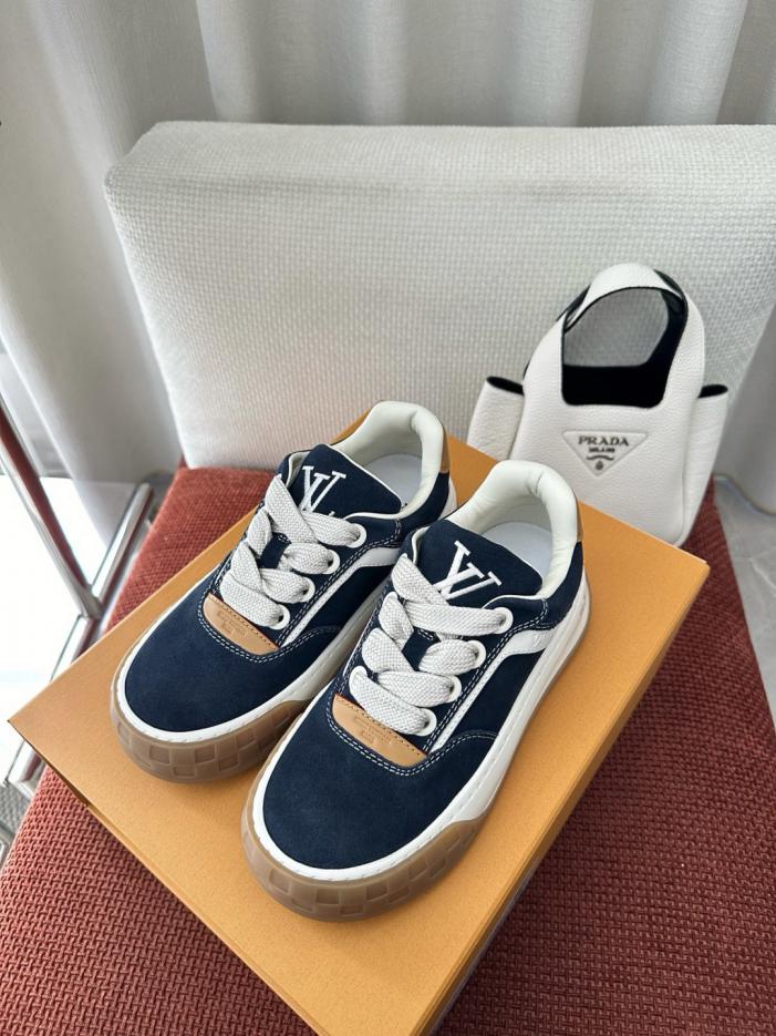 repliche,replica,perfette,siti di,affidabili,migliori siti,dove comprare,1:1,scarpe da ginnastica Sneakers LV TILTED in pelle, blu (R4D6GW) repliche,replica,perfette,siti di,affidabili,migliori siti,dove comprare,1:1,scarpe da ginnastica Sneakers LV TILTED in pelle, blu (R4D6GW)