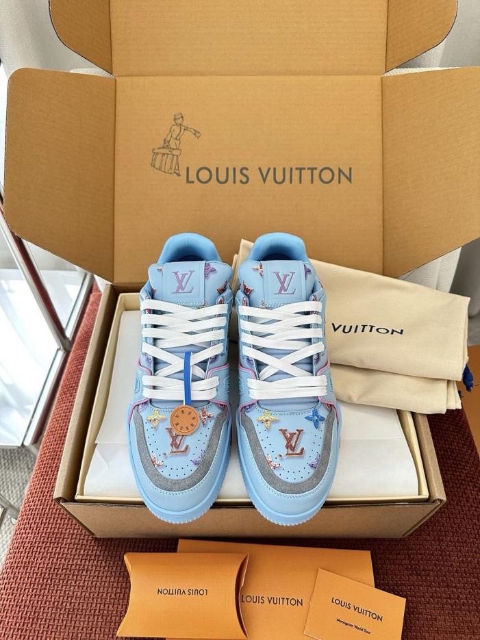 repliche,replica,perfette,siti di,affidabili,migliori siti,dove comprare,1:1,scarpe da ginnastica Sneakers LV TRAINER in pelle con stampa a ciambelle, blu navy (13QQQF) repliche,replica,perfette,siti di,affidabili,migliori siti,dove comprare,1:1,scarpe da ginnastica Sneakers LV TRAINER in pelle con stampa a ciambelle, blu navy (13QQQF)