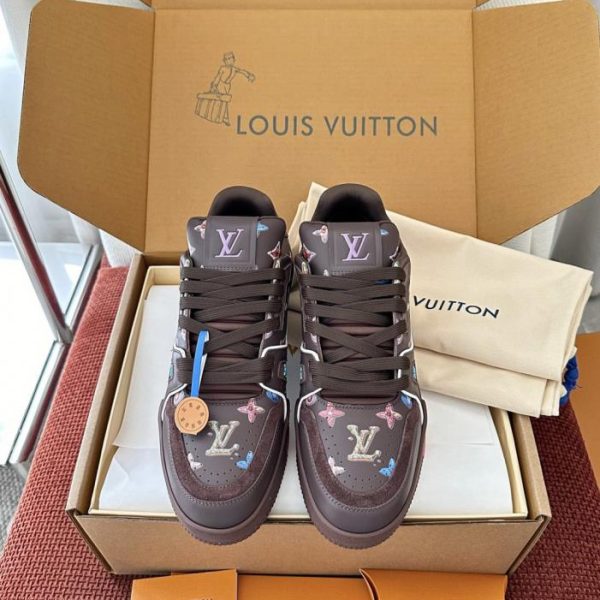 Sneakers LV TRAINER in pelle con stampa a ciambelle, marrone castagna (16H03H)