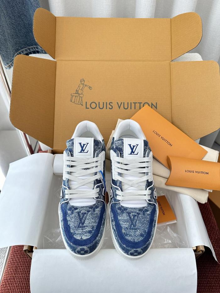 repliche,replica,perfette,siti di,affidabili,migliori siti,dove comprare,1:1,scarpe da ginnastica Sneakers LV serie TRAINER in pelle e denim (KLO6VB) repliche,replica,perfette,siti di,affidabili,migliori siti,dove comprare,1:1,scarpe da ginnastica Sneakers LV serie TRAINER in pelle e denim (KLO6VB)