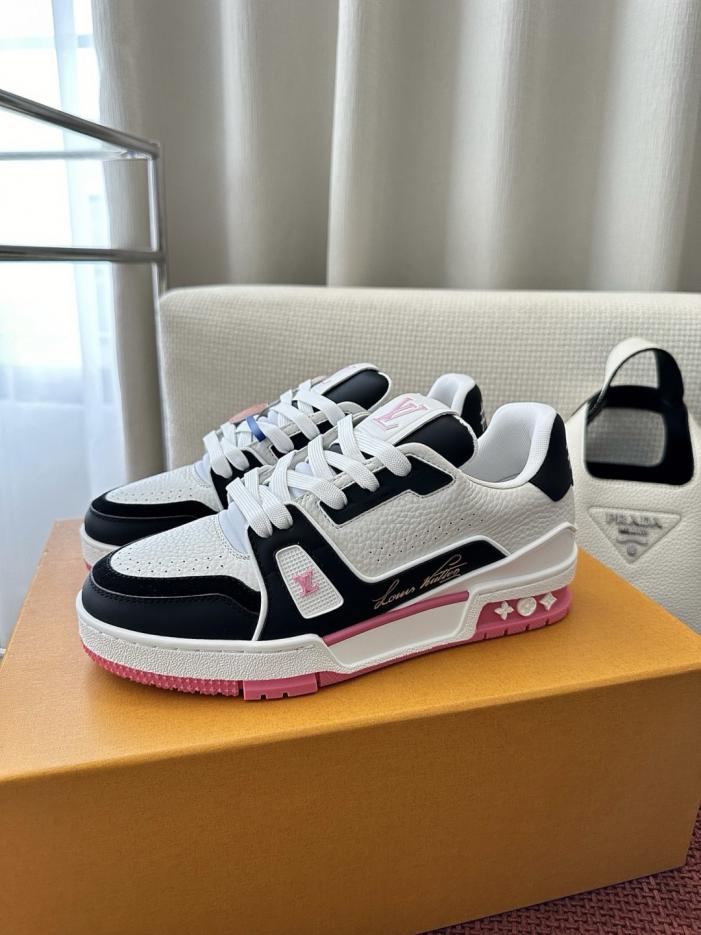 repliche,replica,perfette,siti di,affidabili,migliori siti,dove comprare,1:1,scarpe da ginnastica Sneakers LV Trainer in pelle color block nere e rosa (JM325D) repliche,replica,perfette,siti di,affidabili,migliori siti,dove comprare,1:1,scarpe da ginnastica Sneakers LV Trainer in pelle color block nere e rosa (JM325D)