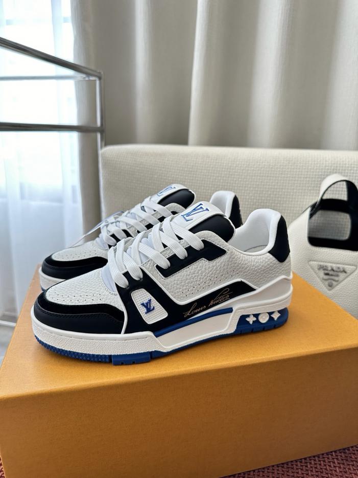 repliche,replica,perfette,siti di,affidabili,migliori siti,dove comprare,1:1,scarpe da ginnastica Sneakers LV Trainer in pelle color block, nere e blu (5N0A3D) repliche,replica,perfette,siti di,affidabili,migliori siti,dove comprare,1:1,scarpe da ginnastica Sneakers LV Trainer in pelle color block, nere e blu (5N0A3D)
